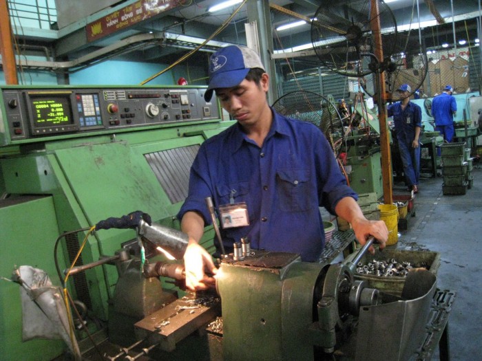cokhithongphat.com - DN cơ khí VN thiếu vốn